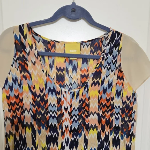 Anthropologie Multicolor Zigzag Blouse with Cream Sleeves - Picture 2 of 4